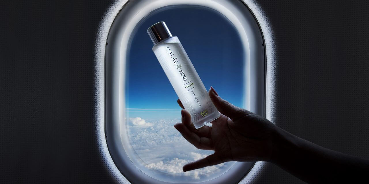 SAA-Airplane-window SAA Airplane Window with Malee Moisturising Oil