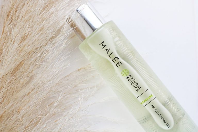 Self care idea Malée Natural Science Verdure Moisturising Oil
