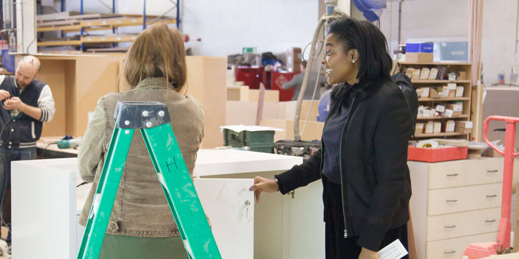 In-the-factory Zeze In The Factory - Malee Natural Science